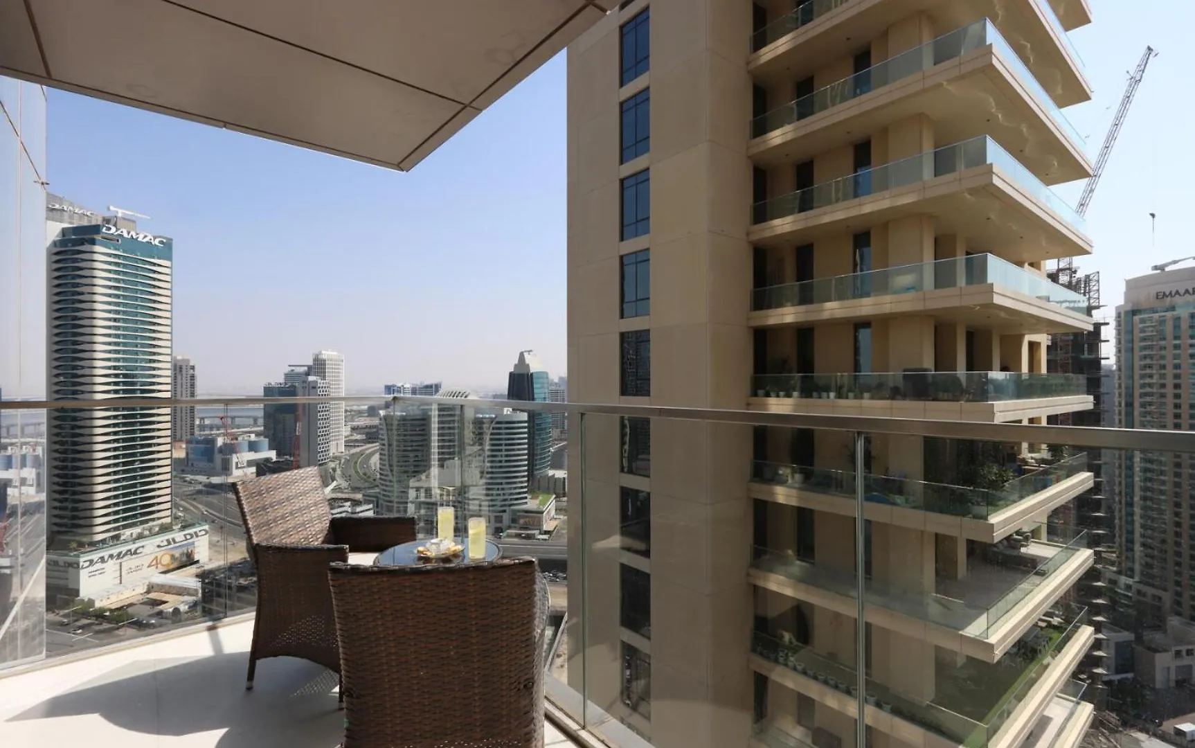 Apartment Livbnb - Bright 1Br Boulevard Point Dubai