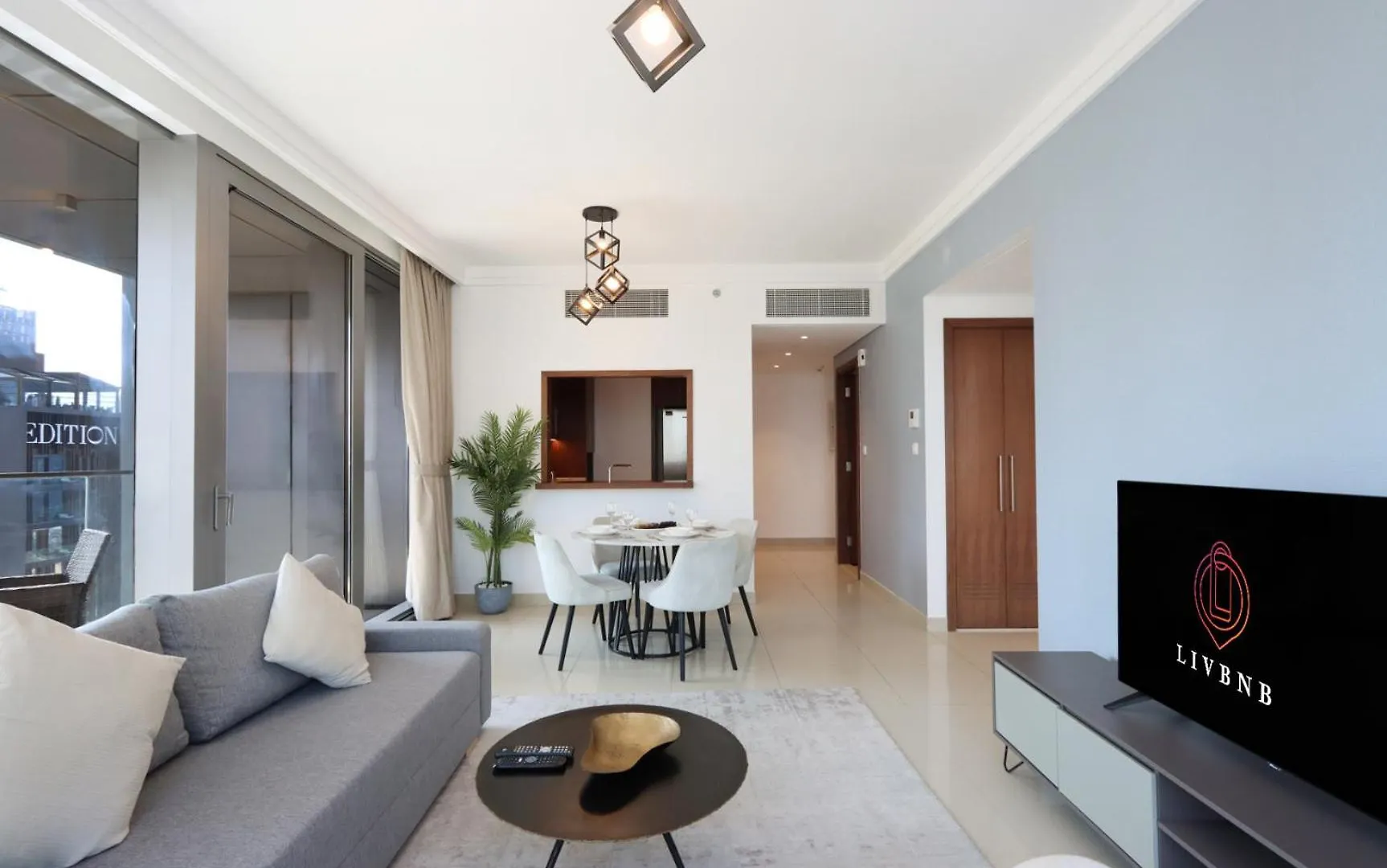 Livbnb - Bright 1Br Boulevard Point Dubai 0*,  United Arab Emirates