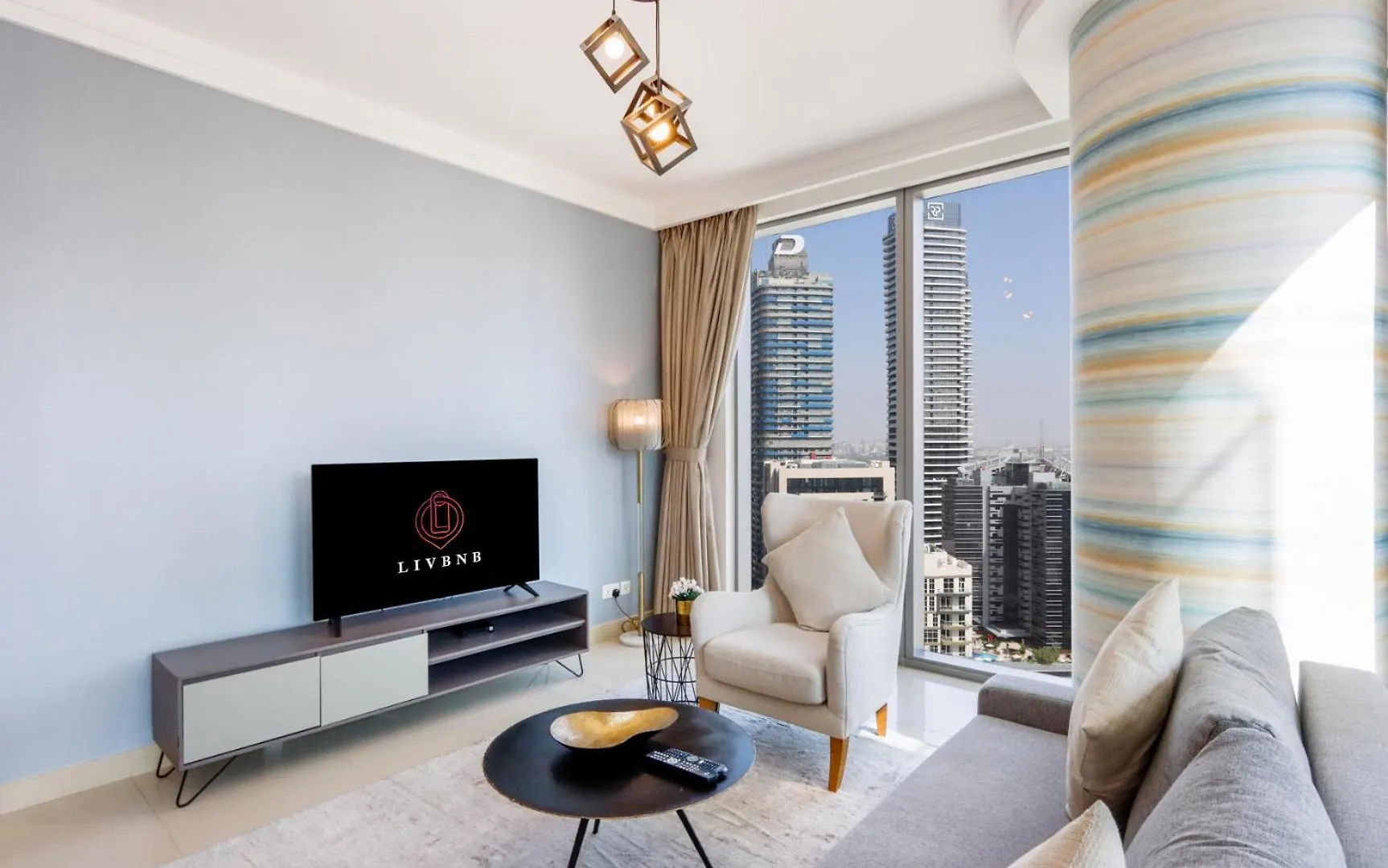 Apartment Livbnb - Bright 1Br Boulevard Point Dubai