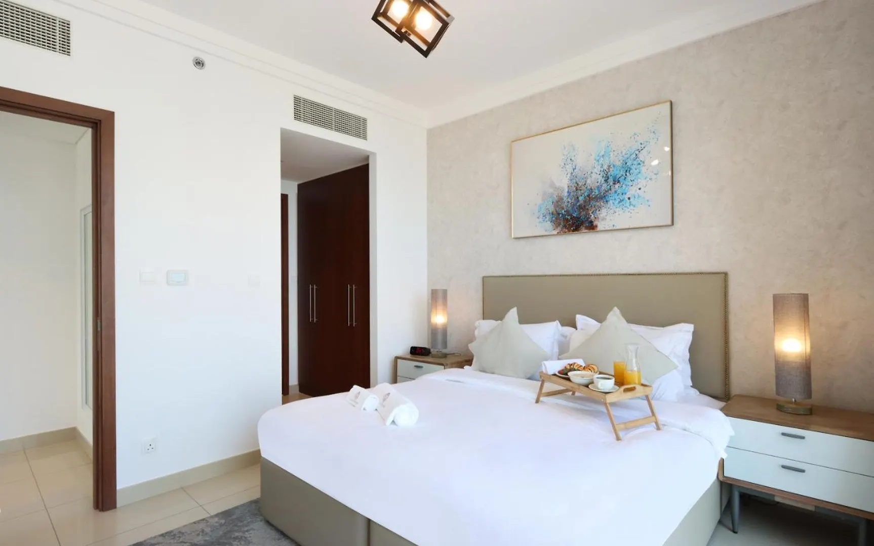 Livbnb - Bright 1Br Boulevard Point Dubaj